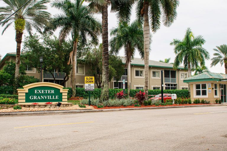 Exeter Neighborhood Kings Point in Tamarac